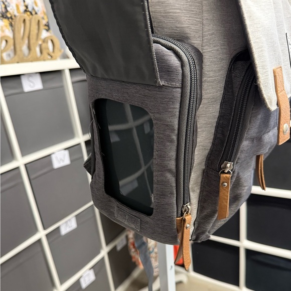 Eddie Bauer Cascade Backpack Diaper Bag With Insulated Pocket and Wipe Access - Picture 4 of 8